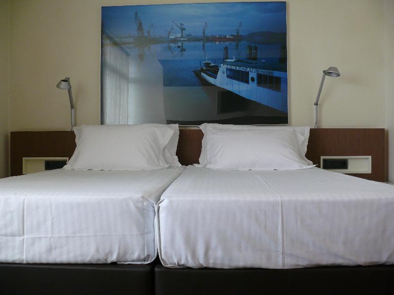 Hotel Los Angeles Guarnizo Kültér fotó