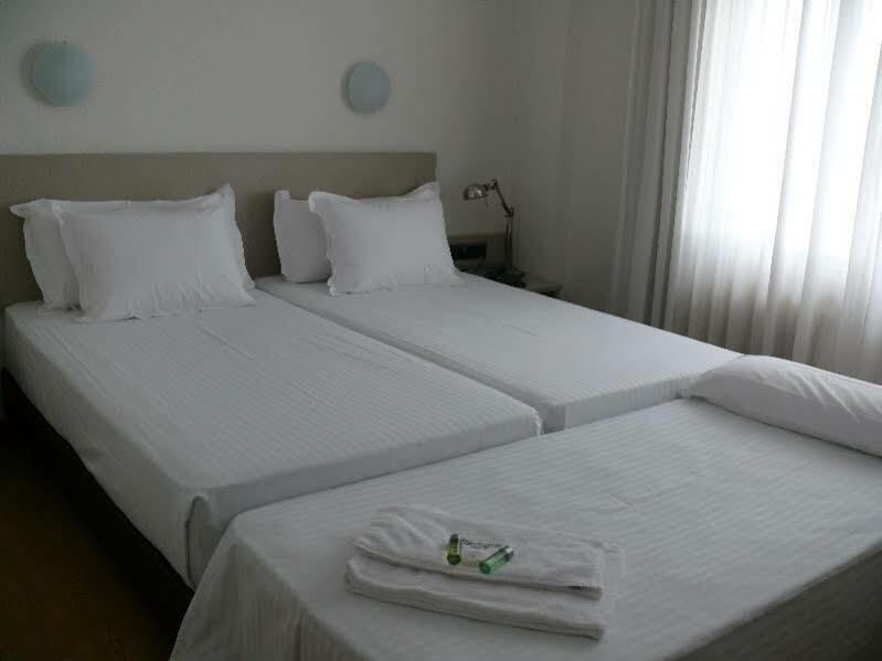 Hotel Los Angeles Guarnizo Kültér fotó